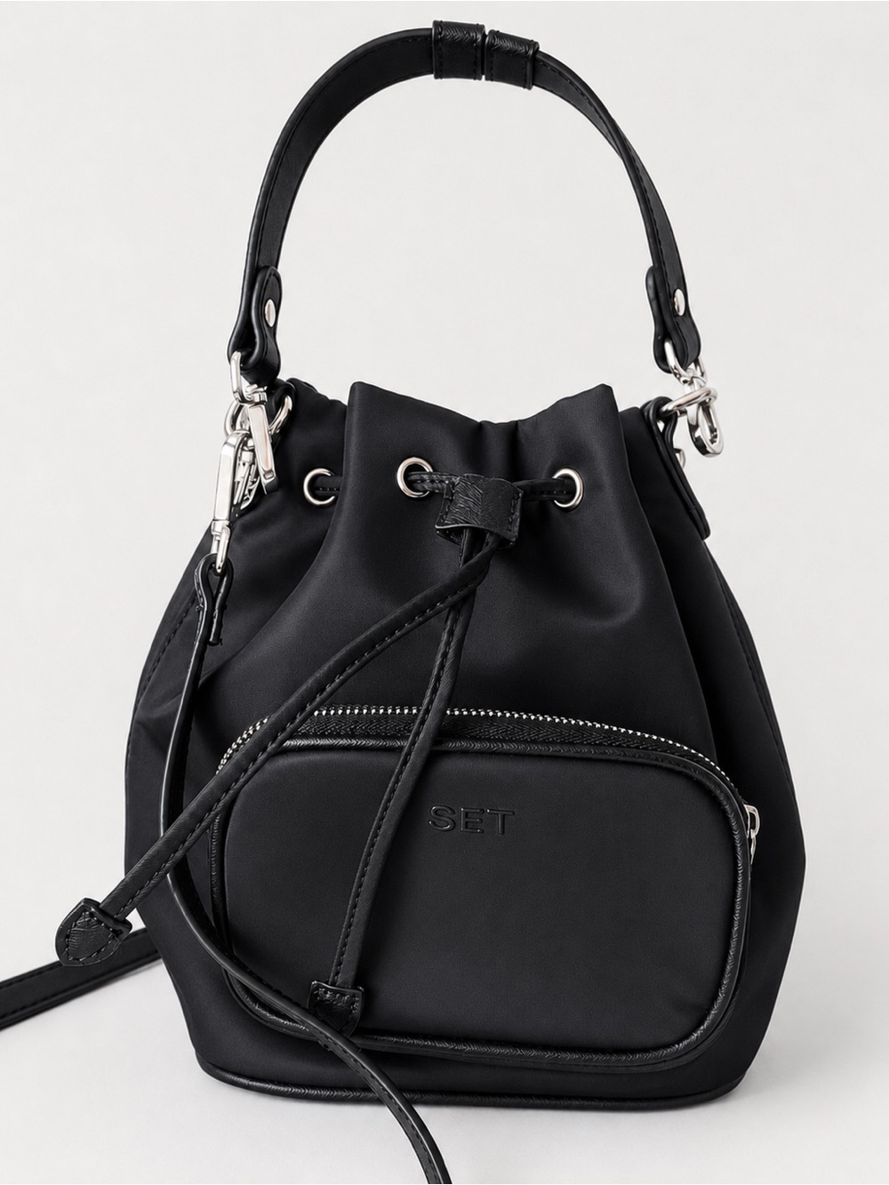 SET Active Everyday Bucket Bag – Black Nylon | Rare & Discontinued